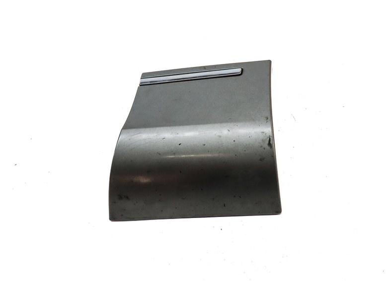 Thumbnail 2: 2011 AUDI Q7 (4L) FRONT RIGHT PASSENGER LOWER FENDER TRIM MOULDING PANEL (Gray)