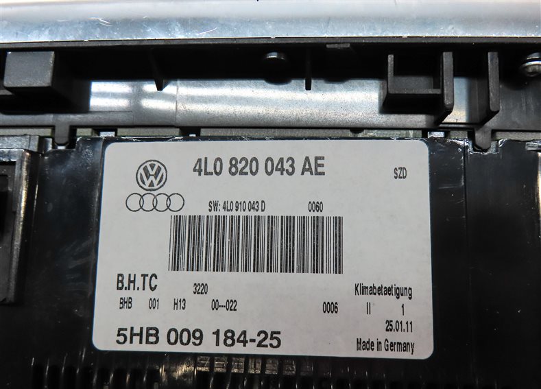 Thumbnail 6: 2011 AUDI Q7 (4L) FRONT CENTER DASH HEAT AIR AC HVAC CLIMATE CONTROL PANEL