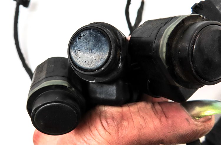 Thumbnail 5: 11 AUDI Q7 (4L) FRONT PARK ASSIST PDC DISTANCE CONTROL WIRE SENSOR SET/4 (Gray)