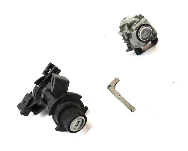 Thumbnail 3: 2012 MERCEDES E350 W212 LEFT DRIVER DOOR HANDLE REAR TRUNK LOCK CYLINDER KEY SET