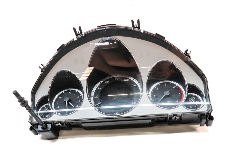 Thumbnail 2: 12 MERCEDES E350 W212 3.0L DIESEL SPEEDOMETER INSTRUMENT GAUGE CLUSTER (133k)