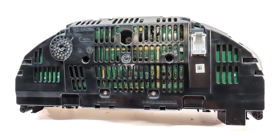 Thumbnail 5: 12 MERCEDES E350 W212 3.0L DIESEL SPEEDOMETER INSTRUMENT GAUGE CLUSTER (133k)