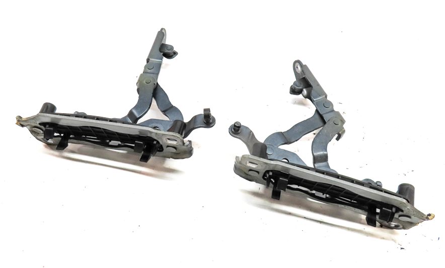 2012 MERCEDES E350 (W212) FRONT LEFT & RIGHT HOOD HINGE SET/2