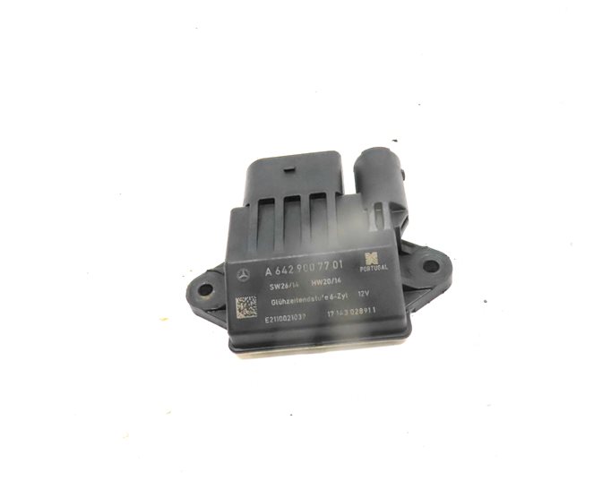 Thumbnail 2: 07-13 MERCEDES E320 E350 GL350 ML350 S350 R320 R350 DIESEL GLOW PLUG MODULE