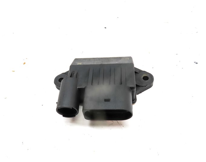 Thumbnail 4: 07-13 MERCEDES E320 E350 GL350 ML350 S350 R320 R350 DIESEL GLOW PLUG MODULE