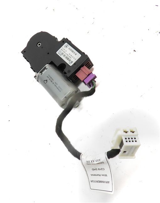 Thumbnail 3: 2008-2016 MERCEDES C250 C300 C350 E250 E350 E550 E63 (W204 W212) SUNROOF MOTOR