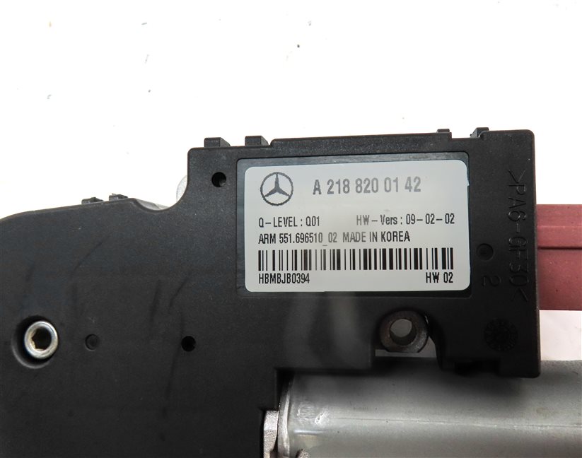 Thumbnail 7: 2008-2016 MERCEDES C250 C300 C350 E250 E350 E550 E63 (W204 W212) SUNROOF MOTOR
