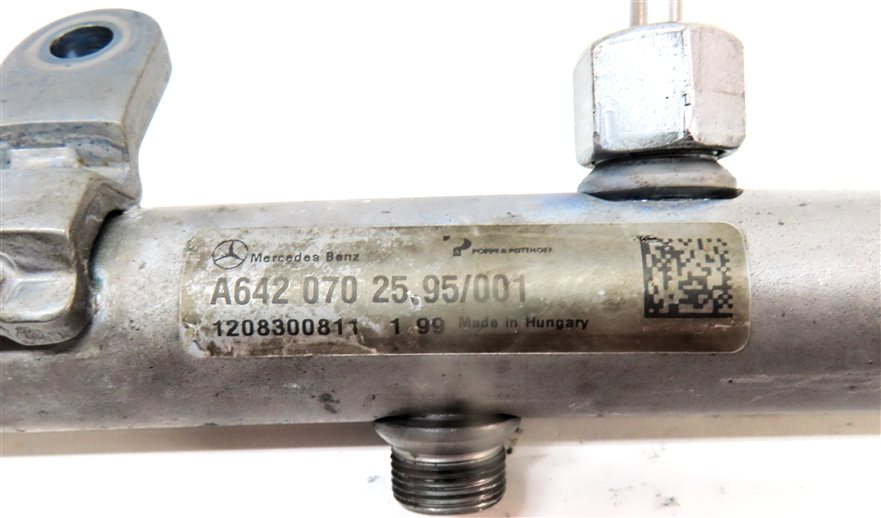 Thumbnail 11: 2012 MERCEDES E350 (W212) 3.0L DIESEL (OM642) ENGINE FUEL RAIL w/LINES SET/2