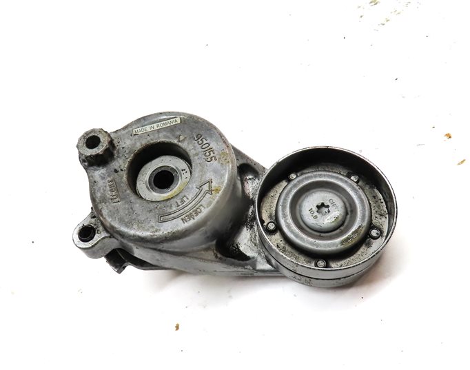 Thumbnail 2: 2012 MERCEDES E350 (W212) 3.0L DIESEL (OM642) ENGINE BELT TENSIONER PULLEY