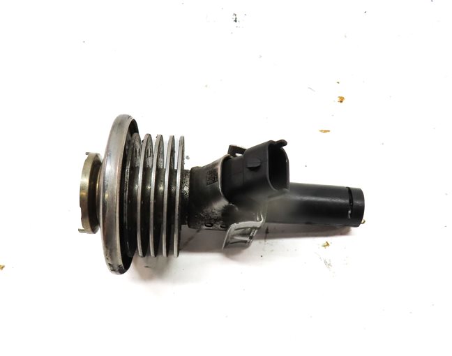 Thumbnail 4: 2012 MERCEDES E350 (W212) 3.0L DIESEL (OM642) ENGINE EMISSION DEF FLUID INJECTOR