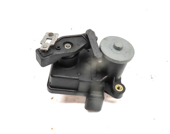 Thumbnail 4: 2012 MERCEDES E350 (W212) 3.0L DIESEL (OM642) ENGINE INTAKE MANIFOLD ACTUATOR