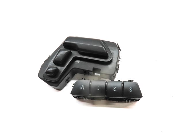 Thumbnail 4: 12 MERCEDES E350 (W212) FRONT RIGHT PASSENGER MEMORY SEAT POSITION ADJUST SWITCH