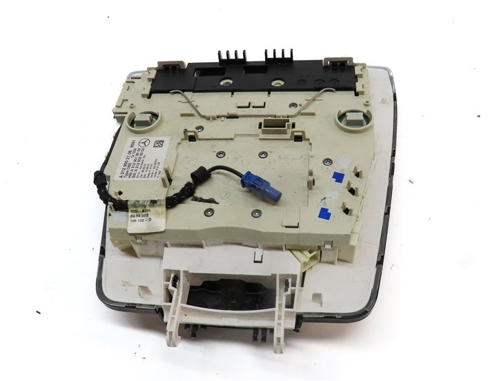 Thumbnail 5: 2012 MERCEDES E350 (W212) FRONT INTERIOR DOMELIGHT DOME LIGHT LAMP w/SWITCHES