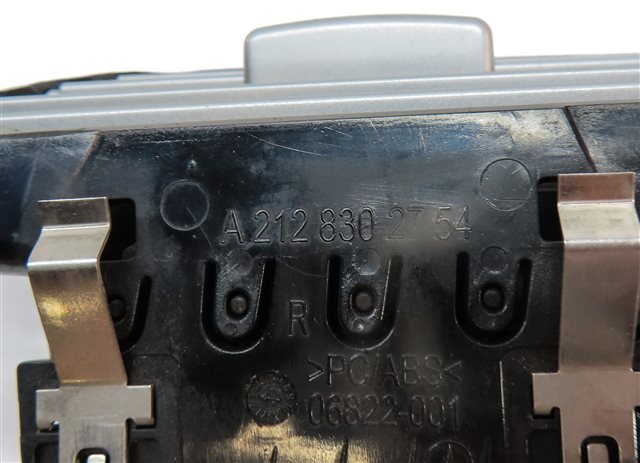 Thumbnail 6: 12 MERCEDES E350 (W212) FRONT RIGHT PASSENGER DASH HEAT AIR AC HVAC VENT (Black)