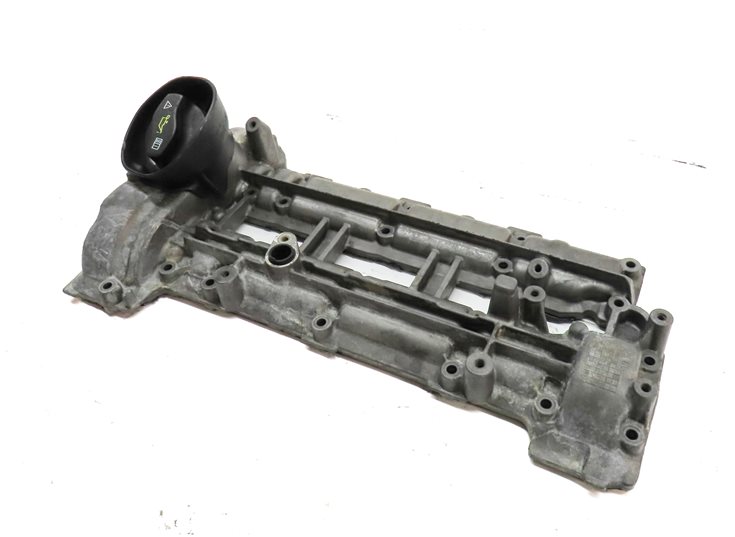 2012 MERCEDES E350 (W212) 3.0L DIESEL (OM642) RIGHT ENGINE VALVE COVER