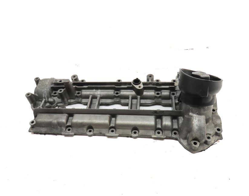 Thumbnail 5: 2012 MERCEDES E350 (W212) 3.0L DIESEL (OM642) RIGHT ENGINE VALVE COVER