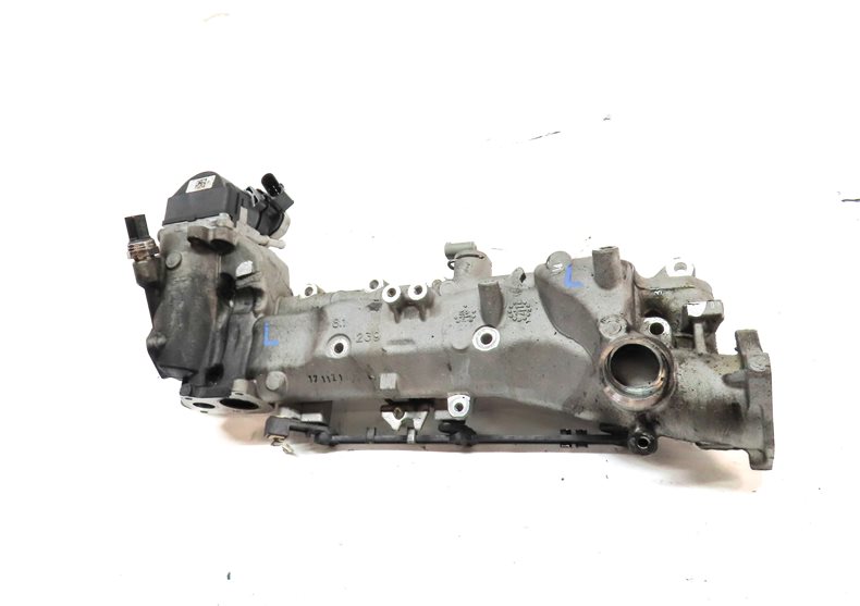 Thumbnail 2: 11-13 MERCEDES E350 (W212) 3.0L OM642 DIESEL LEFT DRIVER ENGINE INTAKE MANIFOLD