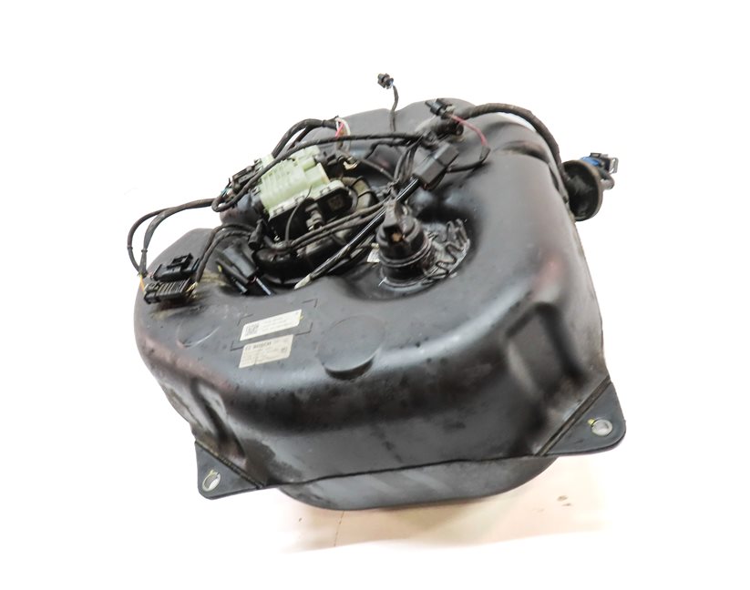 Thumbnail 2: 2011-2013 MERCEDES BENZ E350 (W212) 3.0L DEF DIESEL EXHAUST FLUID TANK w/ PUMP