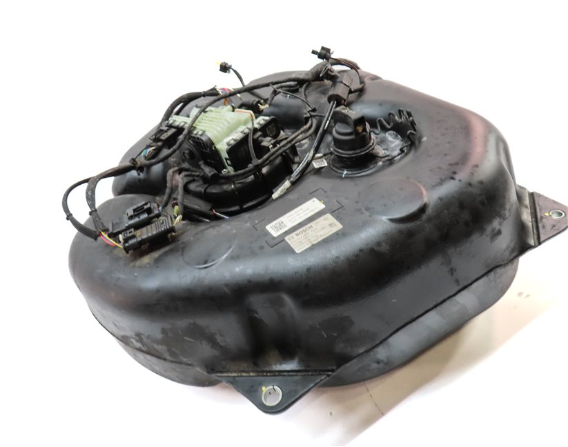 Thumbnail 3: 2011-2013 MERCEDES BENZ E350 (W212) 3.0L DEF DIESEL EXHAUST FLUID TANK w/ PUMP