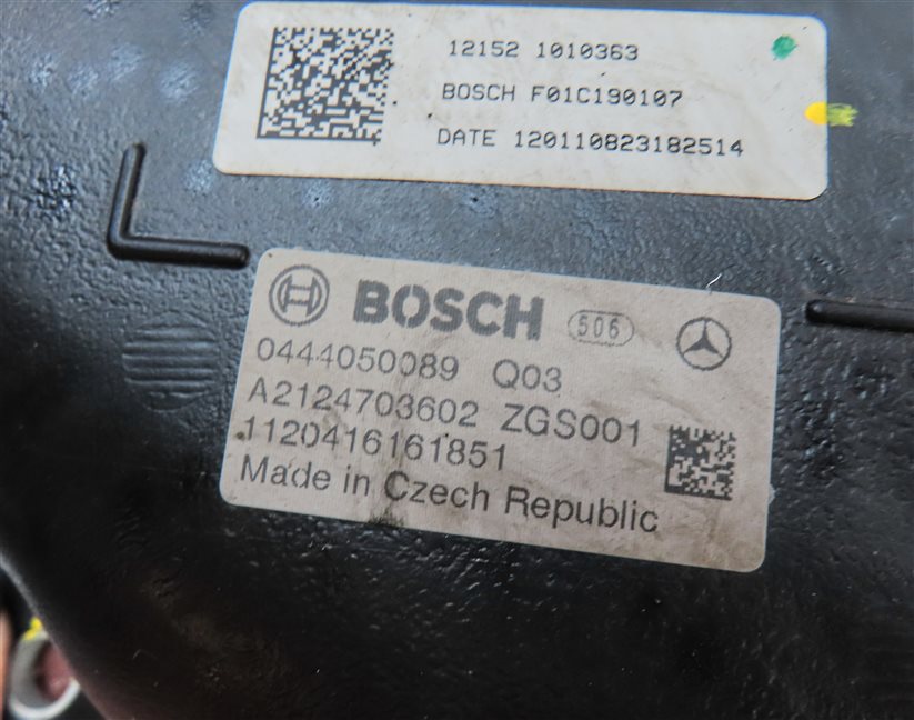 Thumbnail 7: 2011-2013 MERCEDES BENZ E350 (W212) 3.0L DEF DIESEL EXHAUST FLUID TANK w/ PUMP