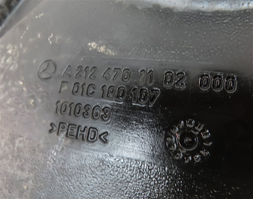 Thumbnail 8: 2011-2013 MERCEDES BENZ E350 (W212) 3.0L DEF DIESEL EXHAUST FLUID TANK w/ PUMP