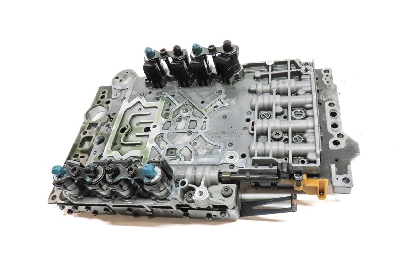 Thumbnail 2: 2012 MERCEDES E350 (W212) BLUETEC DIESEL 722.9 A/T TRANSMISSION VALVE BODY BLOCK