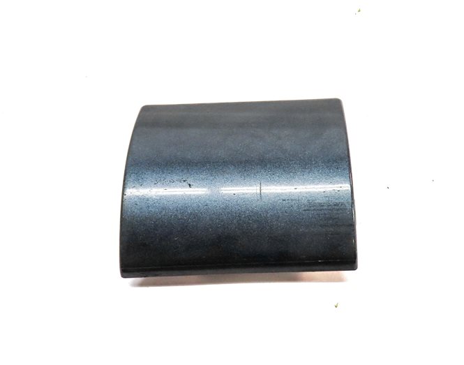 Thumbnail 2: 2012 MERCEDES E350 (W212) FRONT LEFT LOWER BUMPER JACK POINT COVER TRIM (Gray)