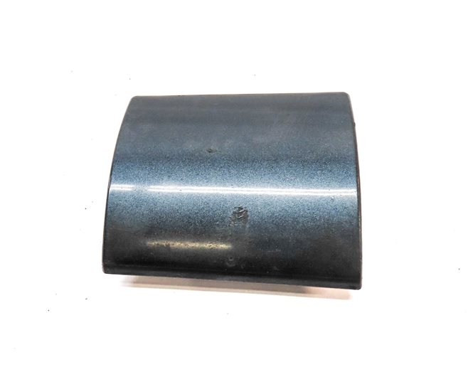 Thumbnail 2: 2012 MERCEDES E350 (W212) REAR RIGHT LOWER BUMPER JACK POINT COVER TRIM (Gray)