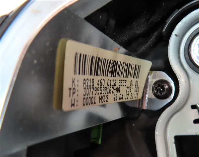 Thumbnail 6: 2012-2013 MERCEDES E350 E400 E550 E63 CLS550 DRIVER STEERING WHEEL w/ SWITCHES