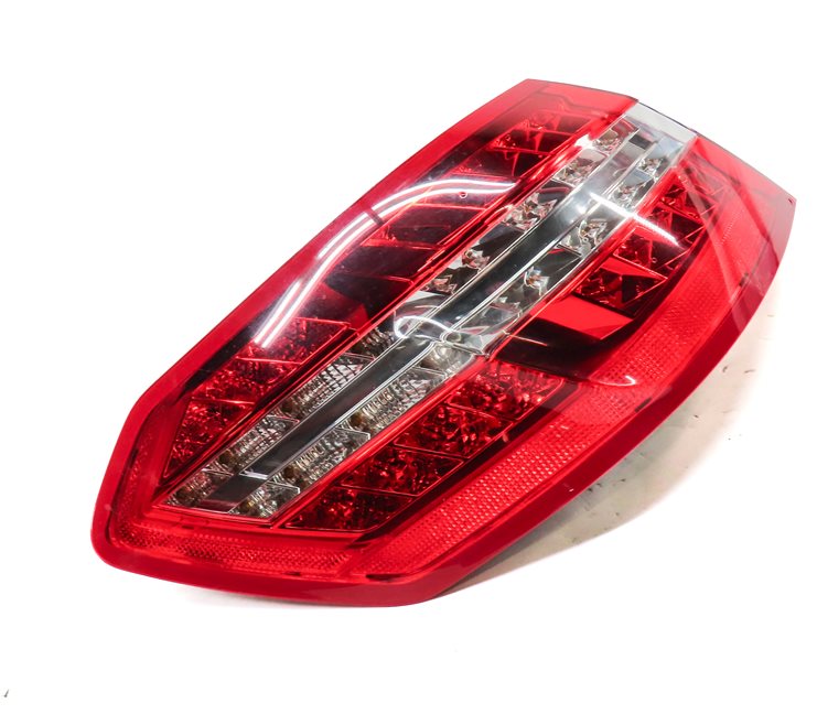 Thumbnail 3: 10-13 MERCEDES E-CLASS (W212) SEDAN LEFT DRIVER REAR TAILLIGHT BRAKE LIGHT LAMP