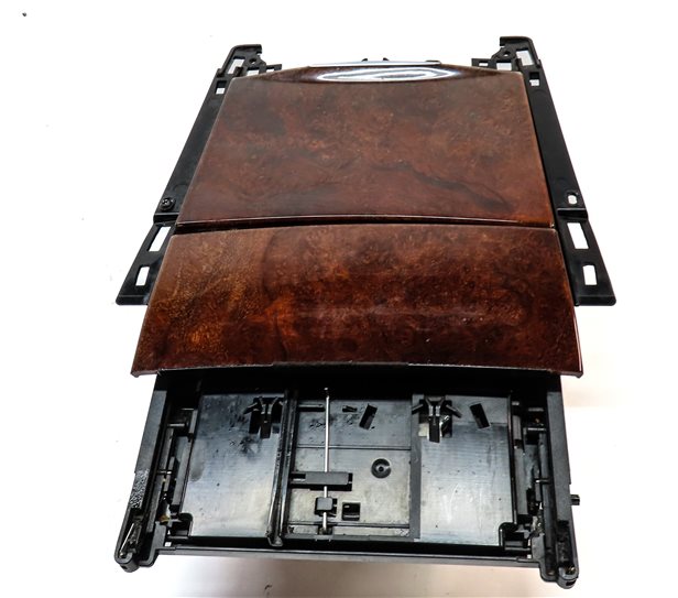 Thumbnail 4: 12 MERCEDES E350 W212 FRONT CENTER CONSOLE DUAL CUPHOLDER w/12V SOCKET (Walnut)