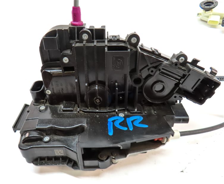 Thumbnail 8: 13-15 MERCEDES GL CLASS (X166) REAR RIGHT LOCK LATCH ACTUATOR & SOFT CLOSE MOTOR