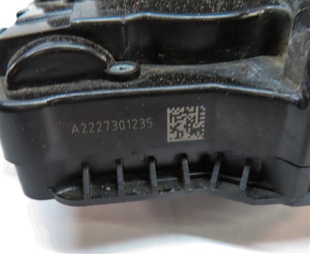 Thumbnail 9: 13-15 MERCEDES GL CLASS (X166) REAR RIGHT LOCK LATCH ACTUATOR & SOFT CLOSE MOTOR