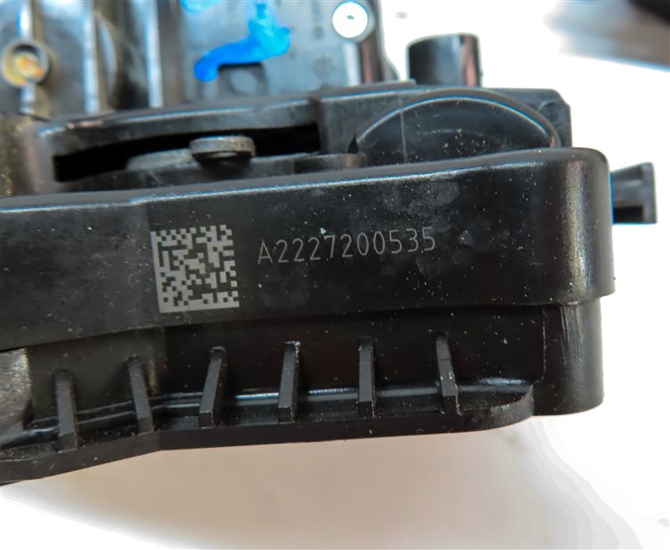 Thumbnail 9: 13-20 MERCEDES GL GLE GLS S - FRONT LEFT DRIVER DOOR LATCH w/ SOFT CLOSE MOTOR