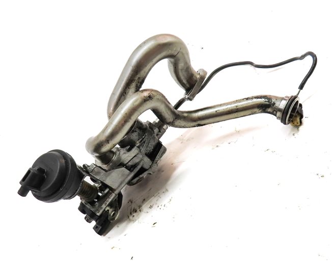Thumbnail 3: 12-17 E S ML GL GLS X166 W166 3.0L DIESEL (OM642) ENGINE EGR CHANGEOVER VALVE