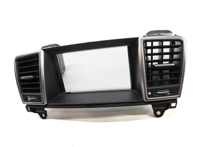 Thumbnail 2: 2013 MERCEDES GL350 (X166) FRONT CENTER DASH HEAT AIR AC DUAL VENT SCREEN TRIM