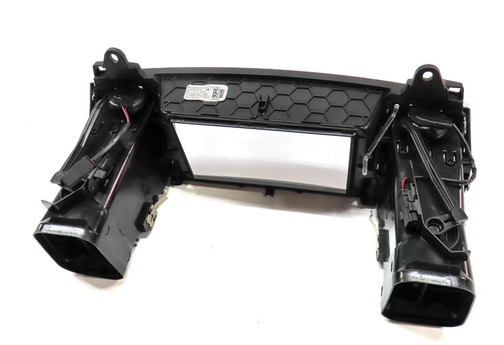 Thumbnail 5: 2013 MERCEDES GL350 (X166) FRONT CENTER DASH HEAT AIR AC DUAL VENT SCREEN TRIM