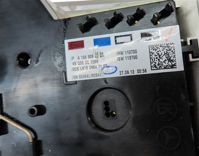Thumbnail 7: 2013 MERCEDES GL350 (X166) FRONT DOME LIGHT LAMP SUNROOF SWITCH SUNGLASS HOLDER