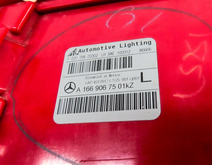 Thumbnail 5: 13-16 MERCEDES GL350 GL450 GL550 (X166) LEFT DRIVER TAILLIGHT BRAKE LIGHT LAMP