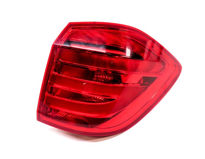 Thumbnail 3: 13-16 MERCEDES GL350 GL450 GL550 (X166) RIGHT REAR TAILLIGHT BRAKE LIGHT LAMP