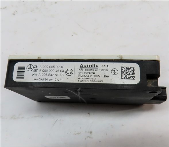 Thumbnail 5: 2013 MERCEDES GL350 (X166) REAR DRIVER ASSIST BLIND SPOT RADAR SENSOR MODULE