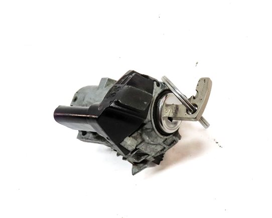 Thumbnail 7: 2013 MERCEDES GL350 (X166) FRONT LEFT DRIVER DOOR HANDLE LOCK CYLINDER w/KEY