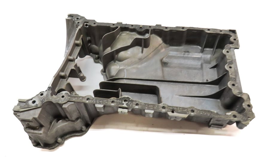 Thumbnail 6: 12-17 MERCEDES GL350 GLE350D GLS350D ML350 (W166 X166) DIESEL UPPER OIL PAN