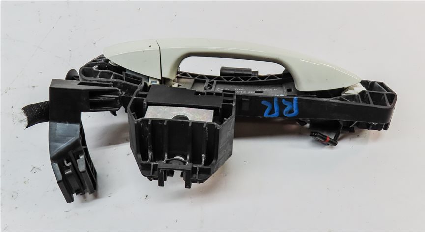 Thumbnail 4: 08-16 MERCEDES C E GL ML CLASS FRONT or REAR RIGHT KEYLESS DOOR HANDLE (White)