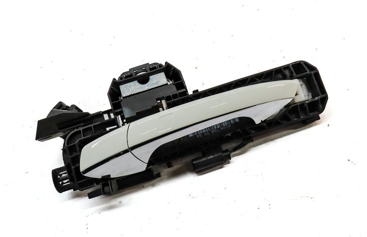 13-16 MERCEDES GL350 GL450 GL550 ML350 REAR LEFT KEYLESS DOOR HANDLE (White)