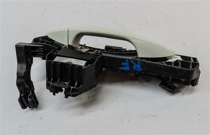 Thumbnail 4: 08-16 MERCEDES C E GL ML CLASS FRONT or REAR RIGHT KEYLESS DOOR HANDLE (White)