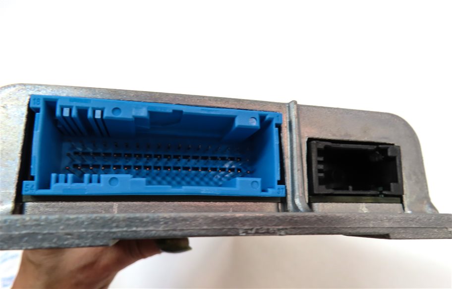 Thumbnail 5: 2010 BMW X5 (E70) MULF2 BLUETOOTH TELEMATICS CONTROL MODULE