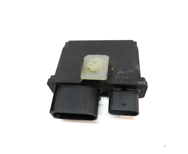 Thumbnail 5: 2010 BMW X5 (E70) 3.0L DIESEL (M57Y) ENGINE SCR DEF TANK CONTROL MODULE