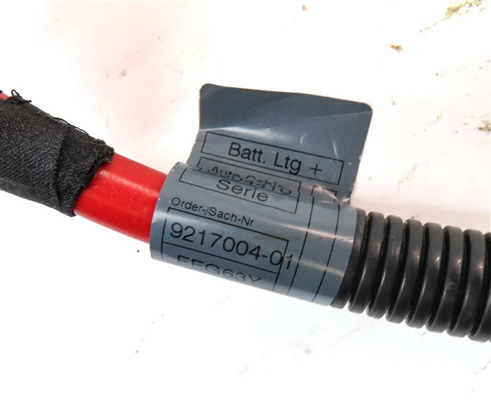 Thumbnail 5: 2010 BMW X5 (E70) 3.0L DIESEL (M57Y) ENGINE POSITIVE BATTERY TERMINAL CABLE