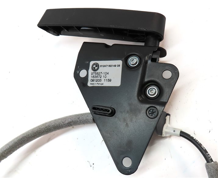 Thumbnail 7: 10 BMW X5 E70 FRONT HOOD LID LOWER SAFETY CATCH HOOK RELEASE HANDLE LATCH SET/3
